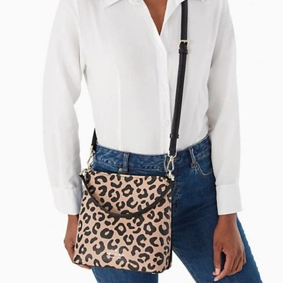 Kate Spade Purse & Wallet Darcy Graphic Leopard Small Bucket Bag Crossbody - Picture 11 of 11